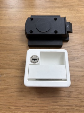 FAP Locker / Garage Door Lock Complete Assembly - White