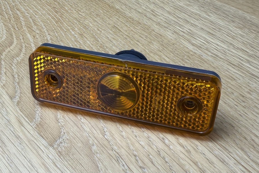 Trigano Motorhome Amber Side Marker Image 1