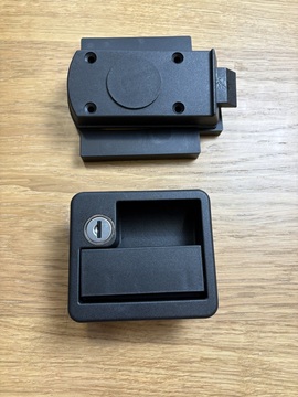 FAP Locker / Garage Door Lock Complete Assembly - Black