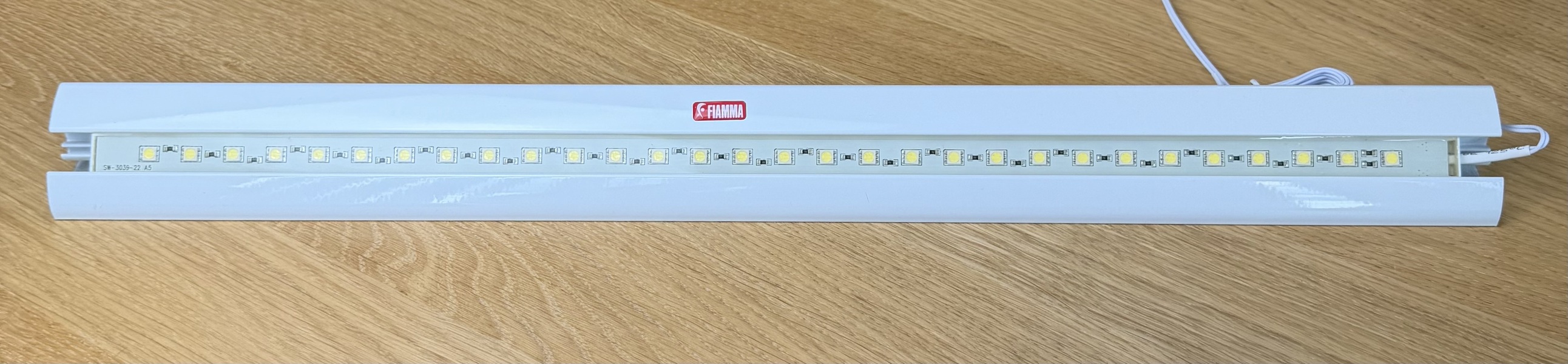 Fiamma LED Awning Light with Rain Gutter – 70 cm Image 4