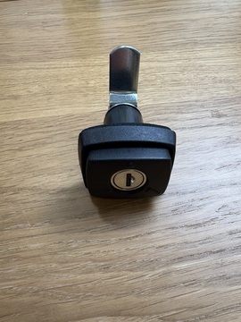 FAP Square Push Lock - Black