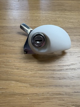 FAP 'Moon' Flap Lock - White