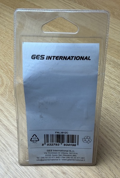 GES International White &amp; Red Side Marker Image 3