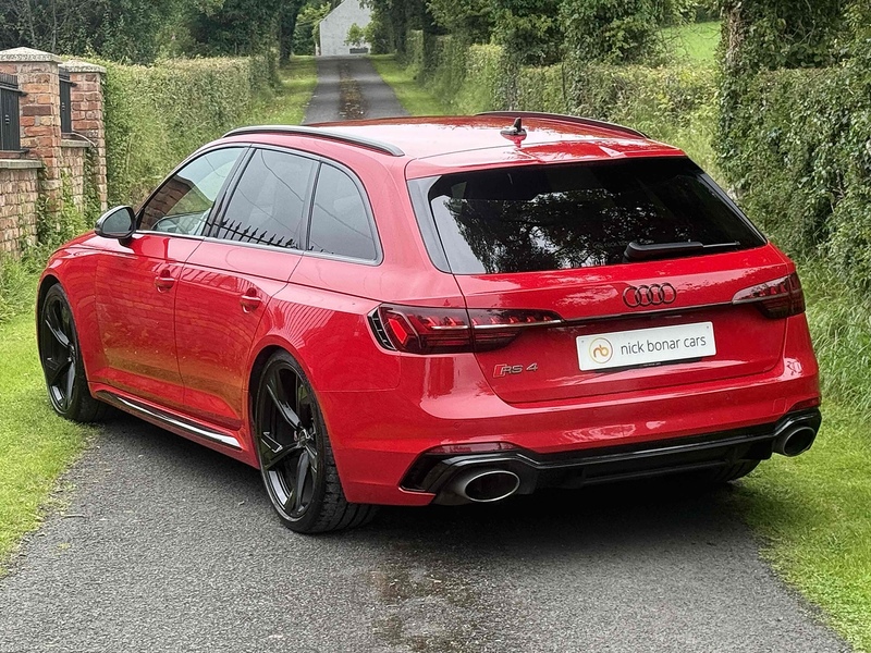 Audi RS4 Avant TFSI V6 - U3497