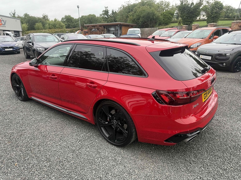Audi RS4 Avant TFSI V6 - U3497