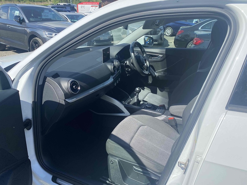 Audi Q2 TDI Sport - U3676