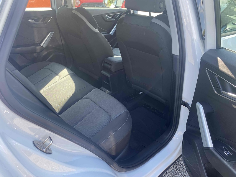 Audi Q2 TDI Sport - U3676