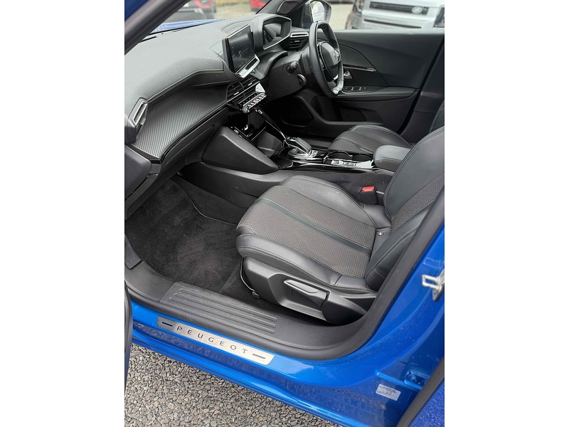 Peugeot E-2008 GT - U3690