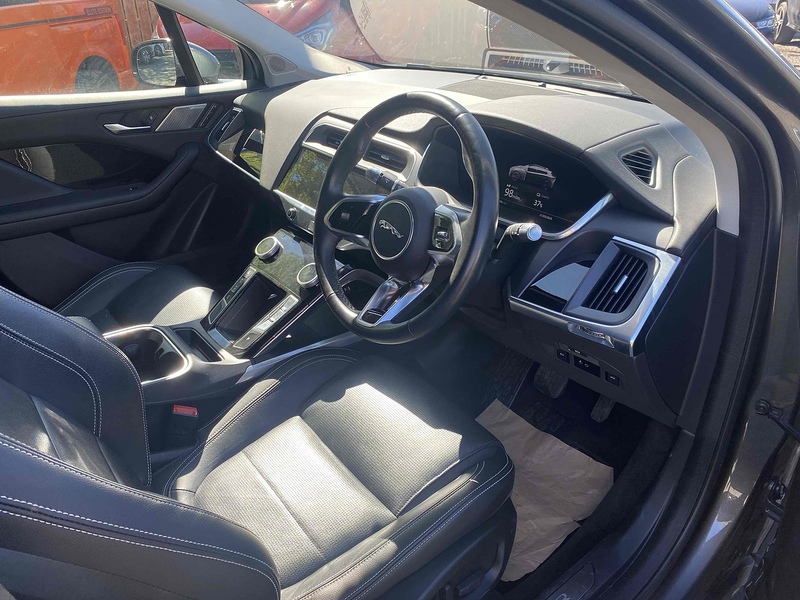 Jaguar I-PACE 400 SE - U3719
