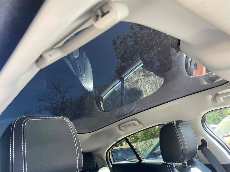 Jaguar I-PACE 400 SE - U3719