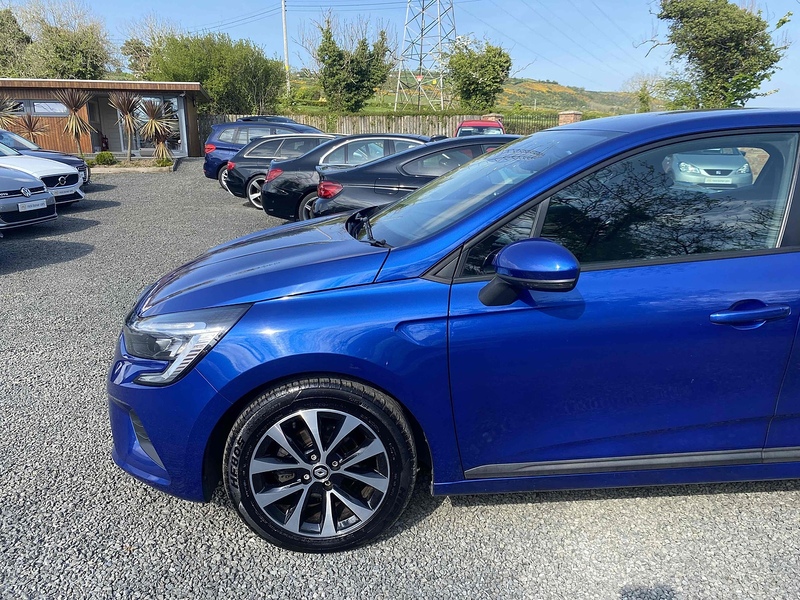 Renault Clio TCe Iconic - U3721