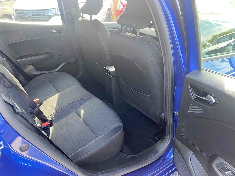 Renault Clio TCe Iconic - U3721