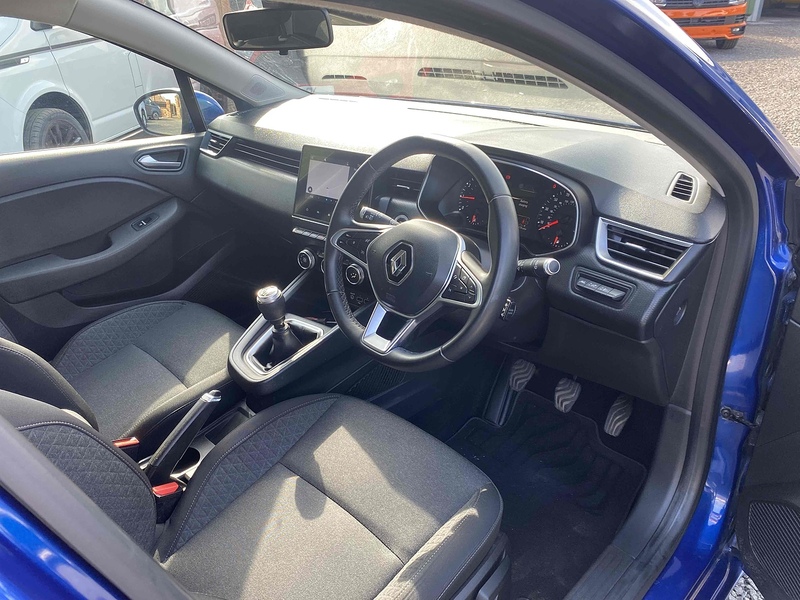 Renault Clio TCe Iconic - U3721
