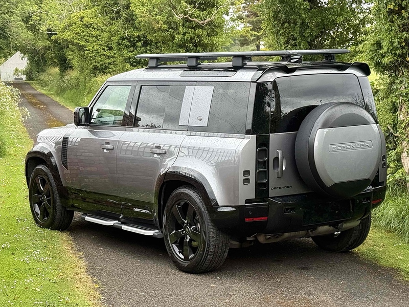 Land Rover Defender 110 D250 MHEV SE - U3727
