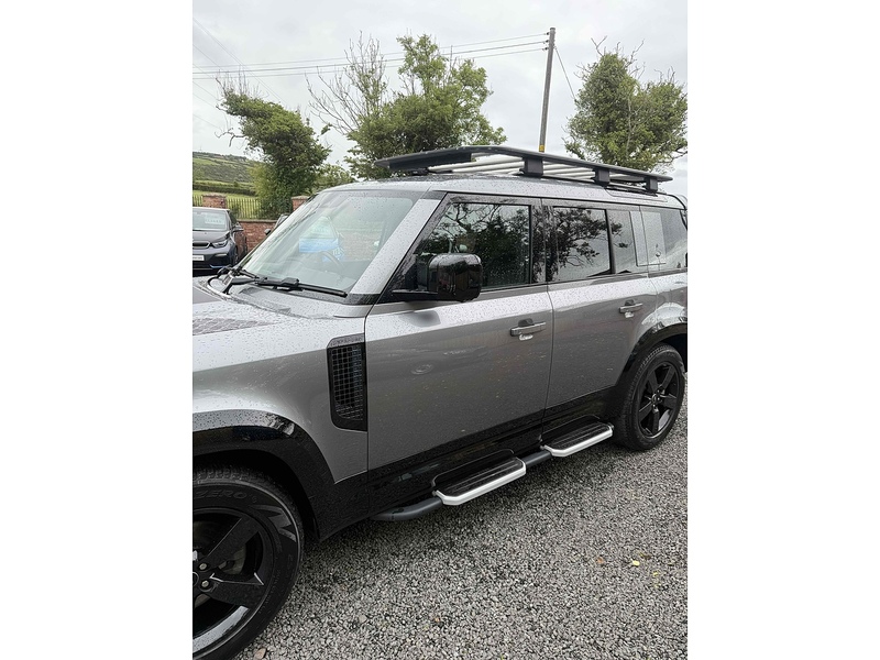 Land Rover Defender 110 D250 MHEV SE - U3727