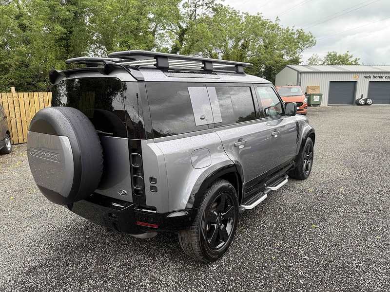 Land Rover Defender 110 D250 MHEV SE - U3727
