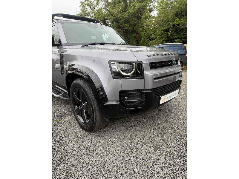 Land Rover Defender 110 D250 MHEV SE - U3727