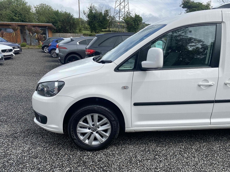 Volkswagen Caddy Maxi TDi BlueMotion Tech C20 Maxi Highline camper - U3732
