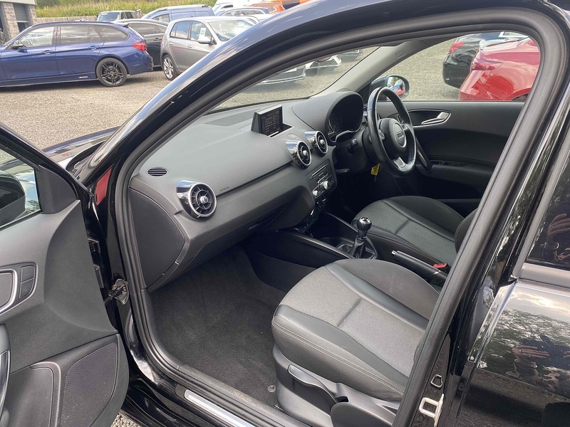 Audi A1 TDI Sport - U3733