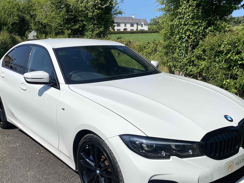 BMW 3 Series 330e M Sport - U3742