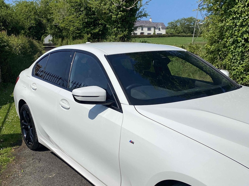 BMW 3 Series 330e M Sport - U3742