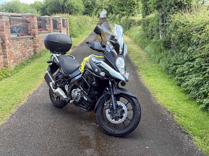 Suzuki V-Strom 650  - U4002