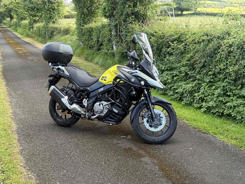 Suzuki V-Strom 650  - U4002