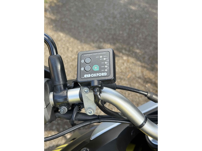 Suzuki V-Strom 650  - U4002