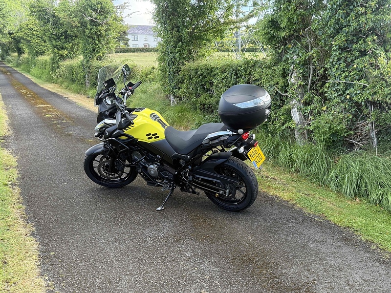 Suzuki V-Strom 650  - U4002