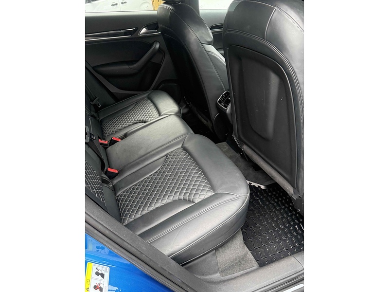 Audi RS Q3 TFSI - U4015