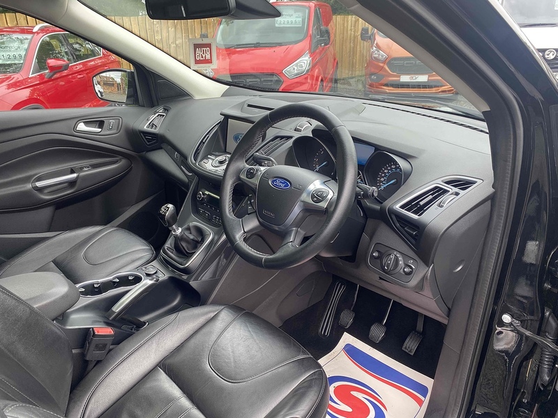 Ford Kuga TDCi Titanium X - U4017
