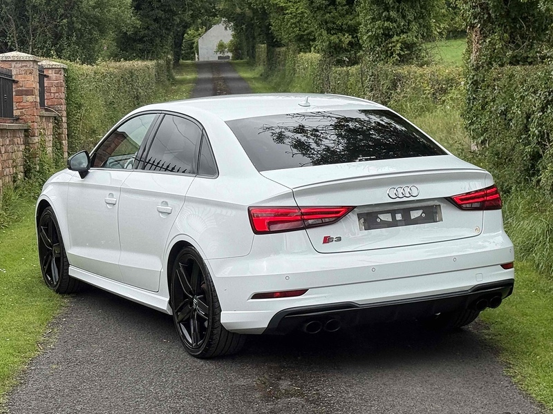 Audi S3 TFSI Black Edition - U4018