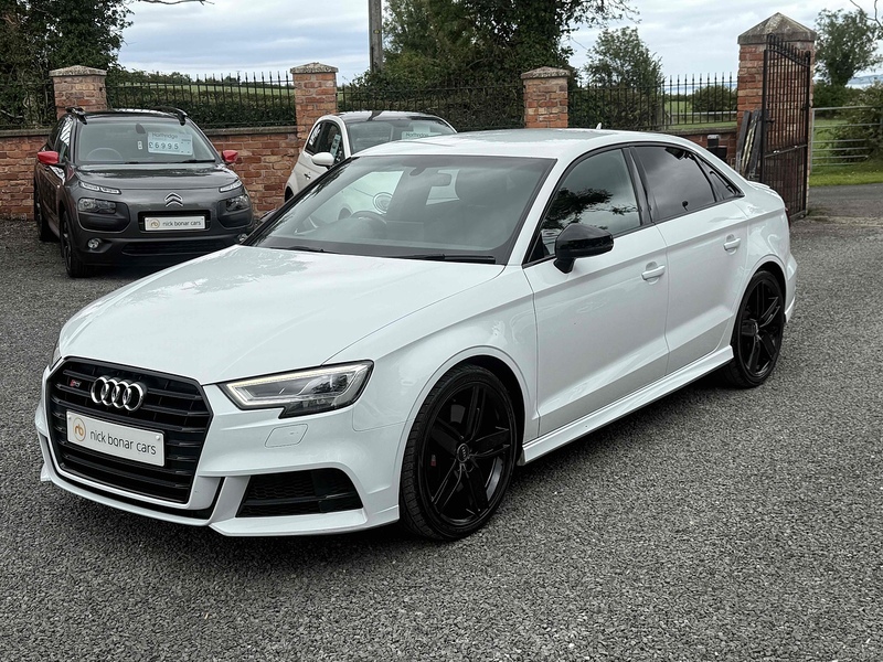 Audi S3 TFSI Black Edition - U4018