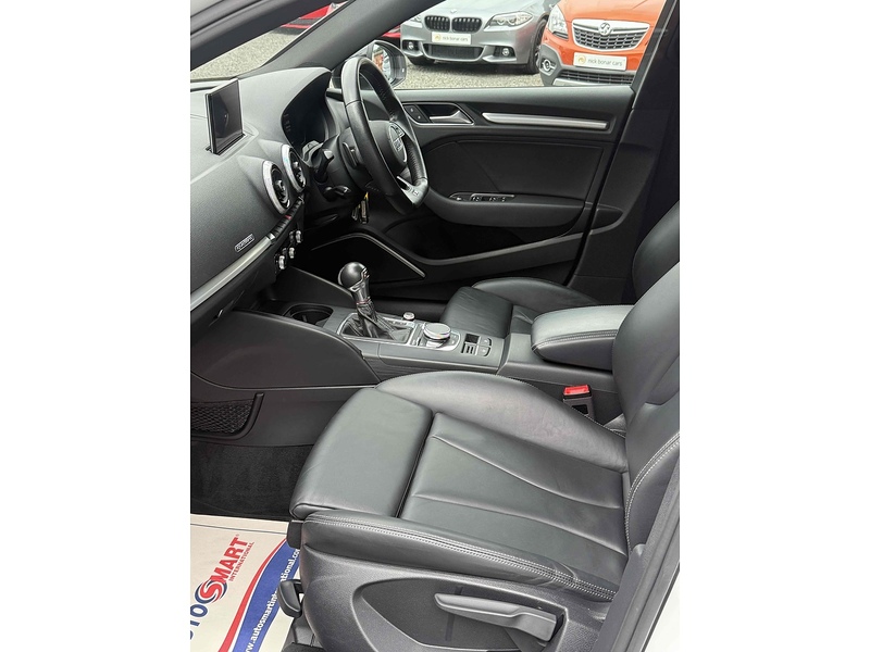 Audi S3 TFSI Black Edition - U4018