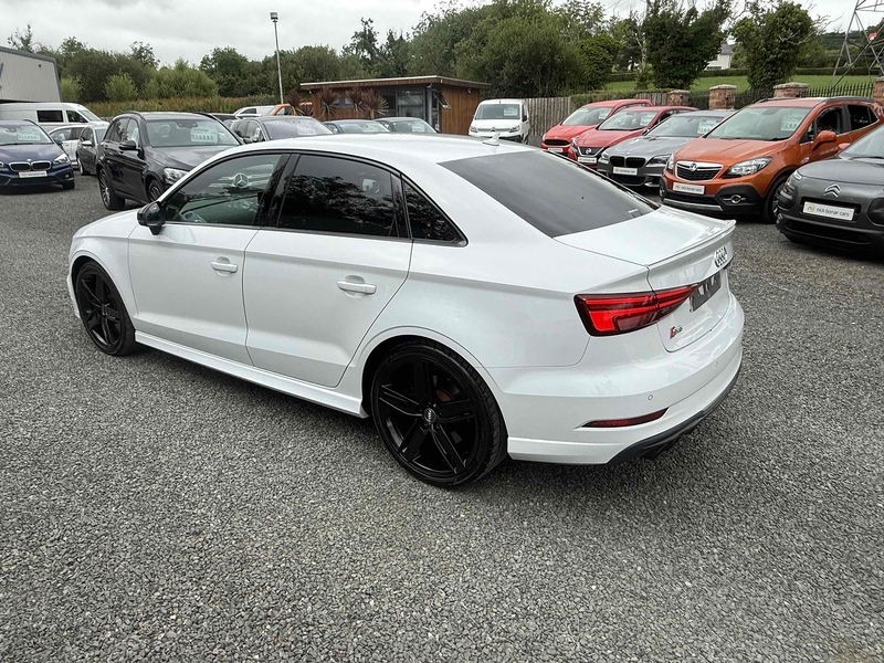 Audi S3 TFSI Black Edition - U4018