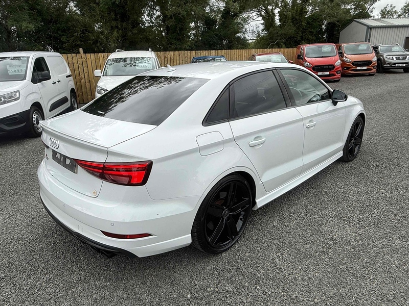 Audi S3 TFSI Black Edition - U4018