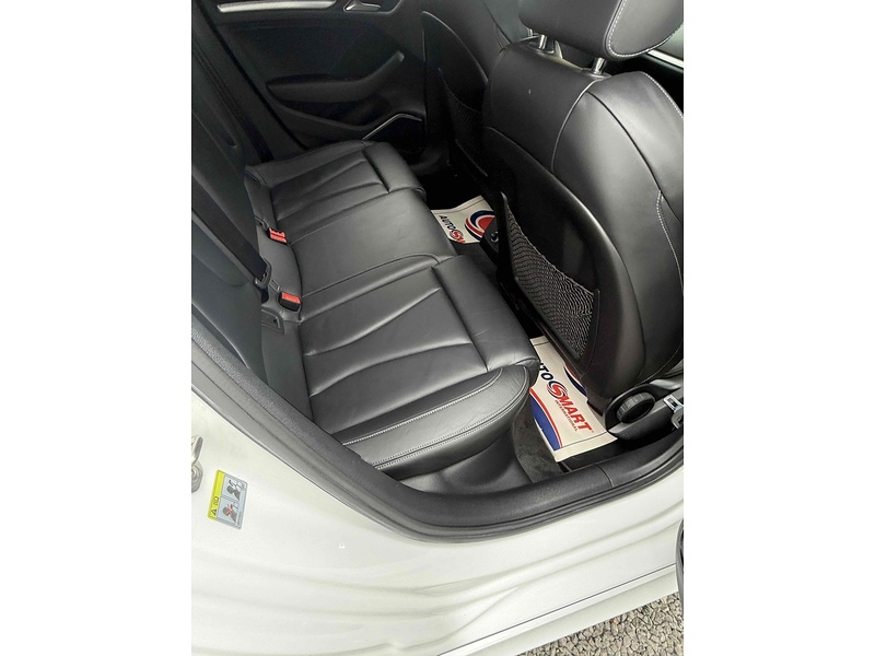 Audi S3 TFSI Black Edition - U4018