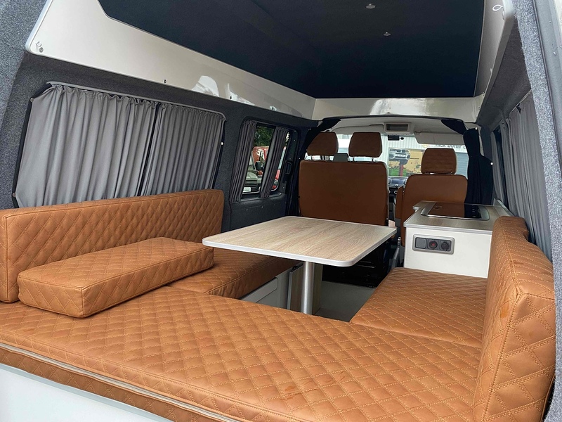 Volkswagen Transporter TDI BlueMotion Elite Edition Camper - U4041