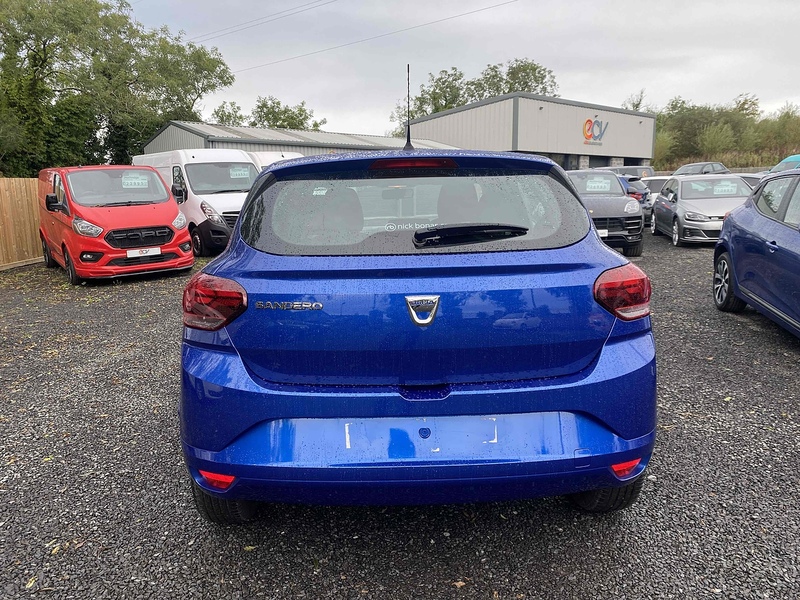Dacia Sandero SCe Essential - U4049