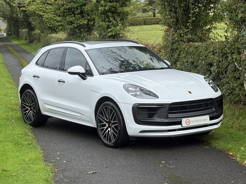 Porsche Macan T V6 GTS - U4050