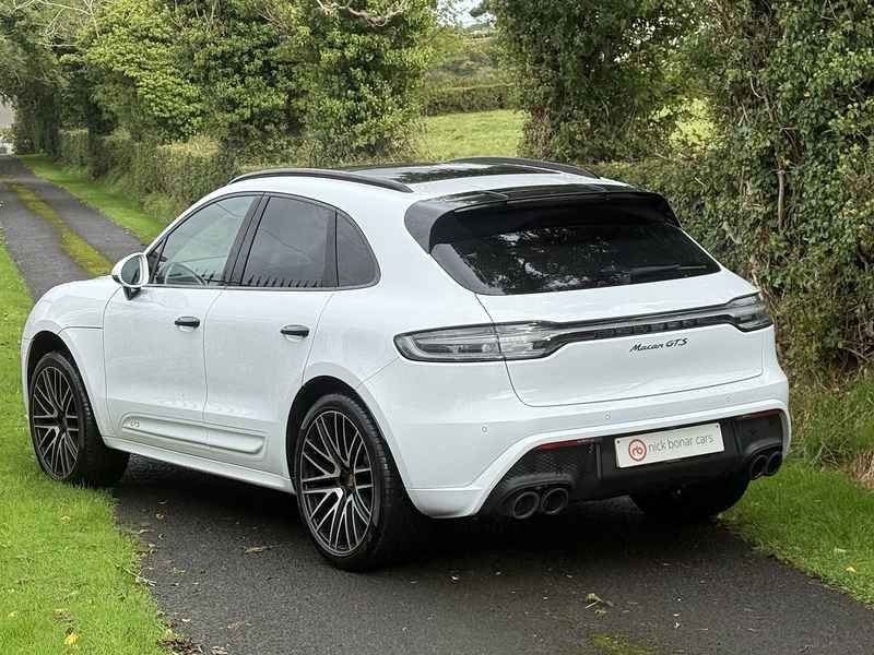 Porsche Macan T V6 GTS - U4050