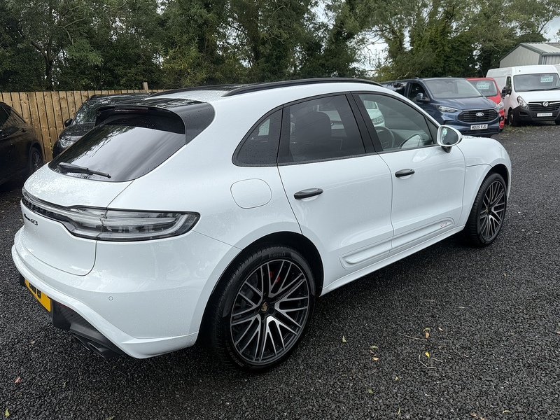 Porsche Macan T V6 GTS - U4050