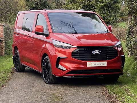 Ford Transit Custom Black Edition TFSI V6 Estate 2.9 Automatic Petrol