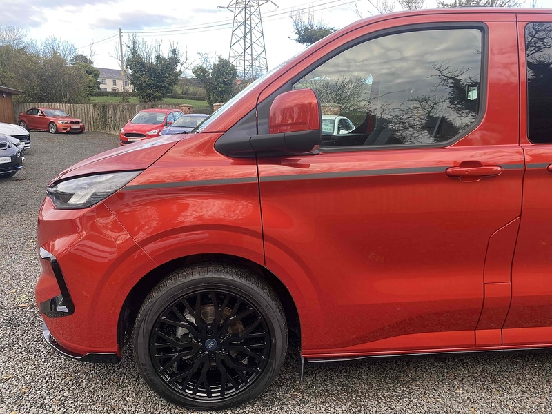 Ford Transit Custom 320 EcoBlue Limited - U4052