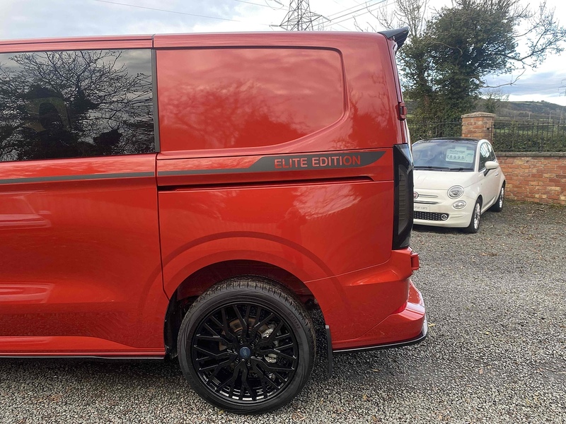 Ford Transit Custom 320 EcoBlue Limited - U4052