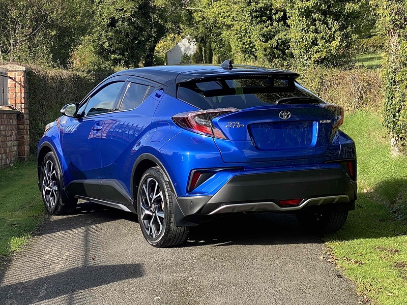 Toyota C-HR VVT-h Dynamic - U4061