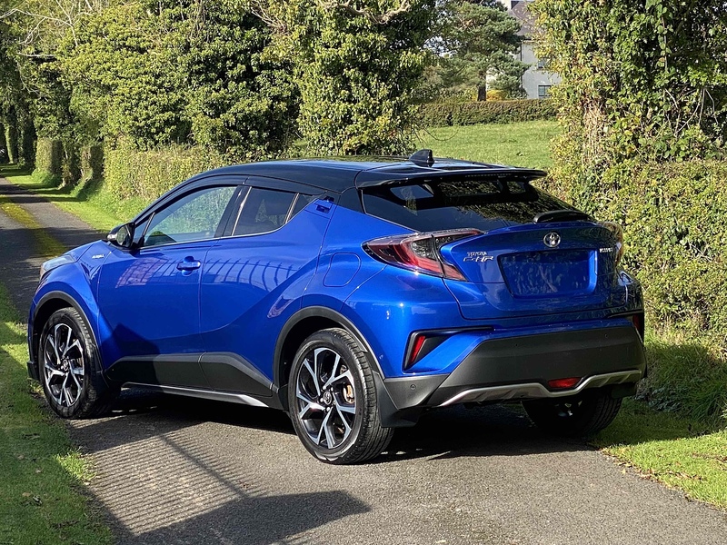 Toyota C-HR VVT-h Dynamic - U4061