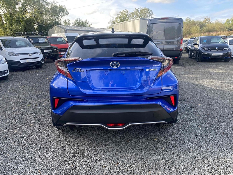 Toyota C-HR VVT-h Dynamic - U4061