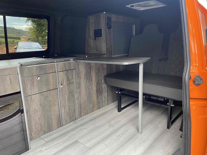 Volkswagen Transporter TDI T32 BlueMotion Elite Edition Camper - U4067