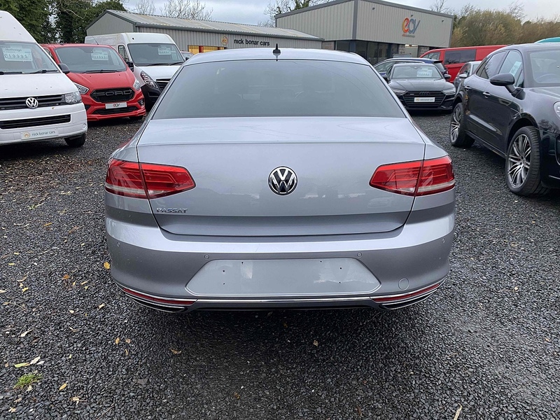 Volkswagen Passat TSI R-Line - U4075